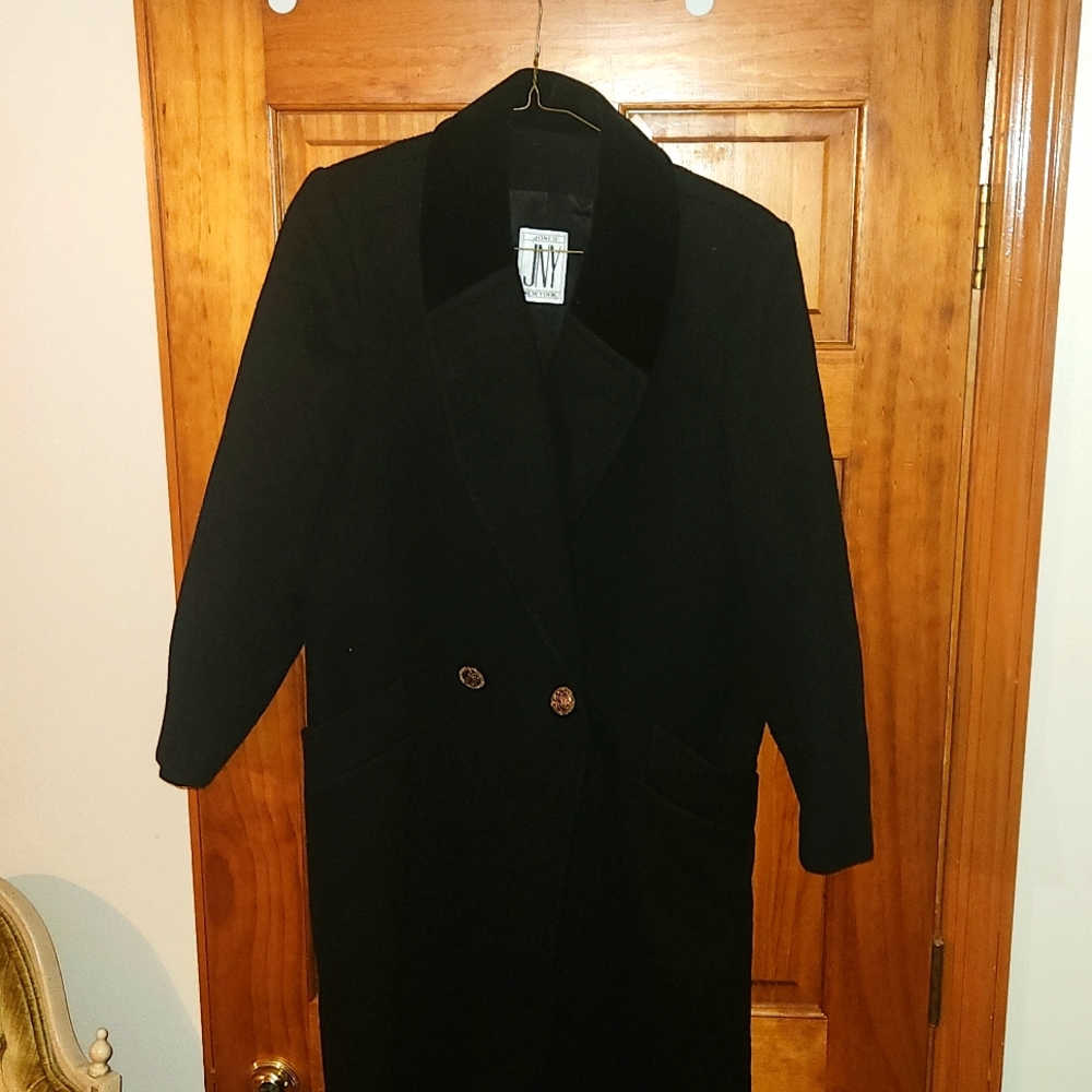 JONES OF NEW YORK WOOL COAT